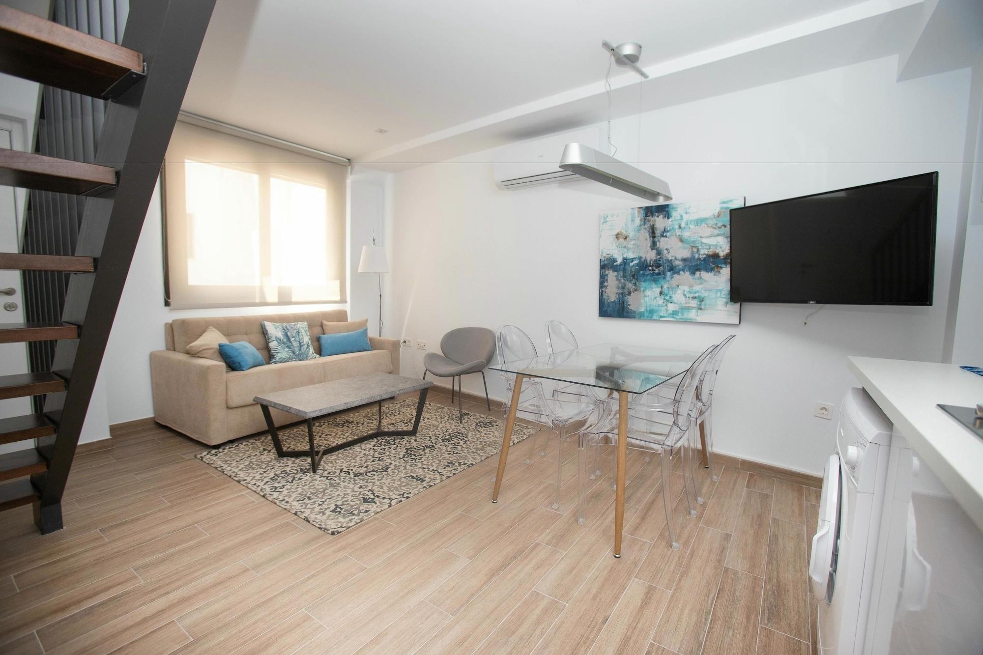 Feelathome Martires Apartments Malaga Exterior photo