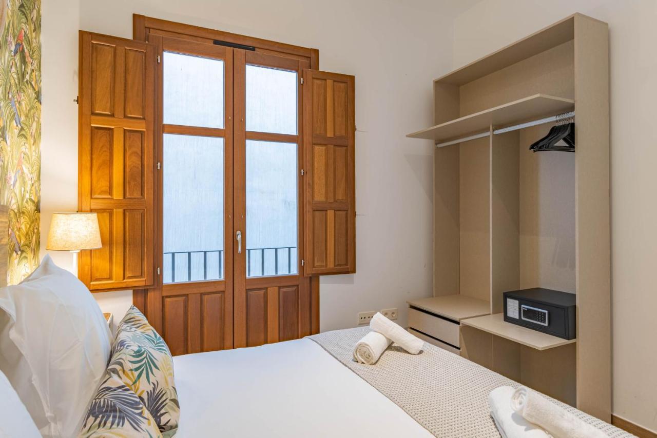Feelathome Martires Apartments Malaga Exterior photo