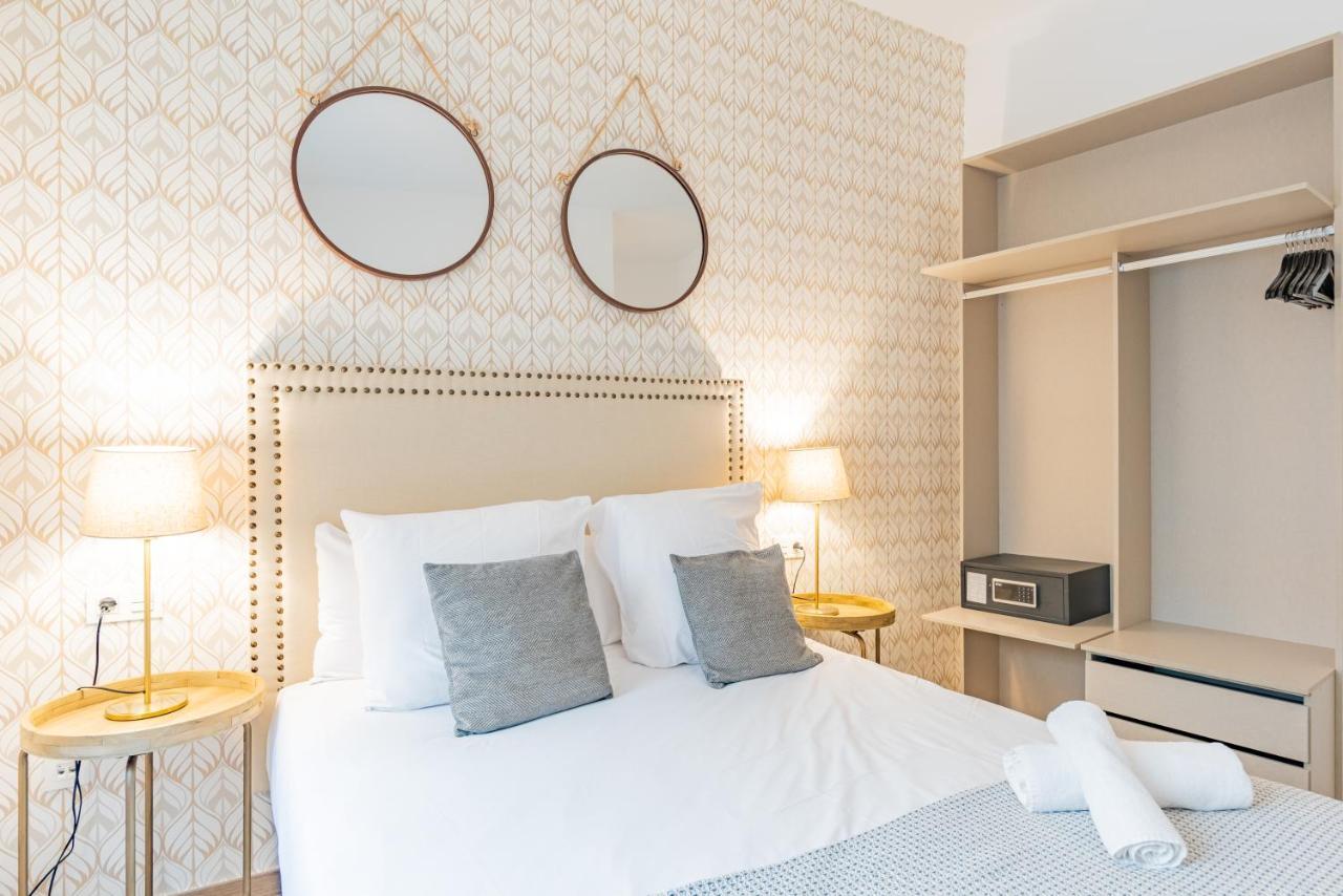 Feelathome Martires Apartments Malaga Exterior photo
