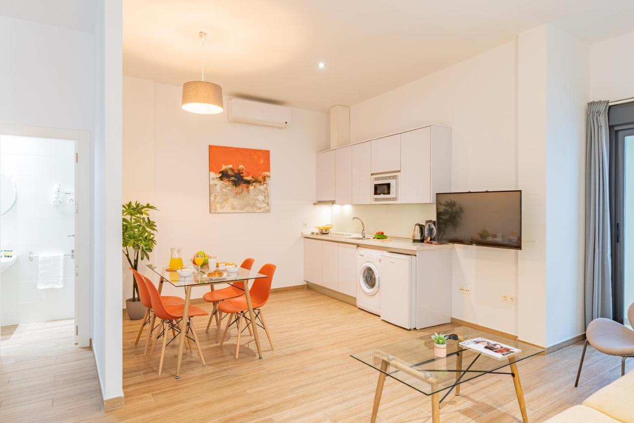 Feelathome Martires Apartments Malaga Exterior photo