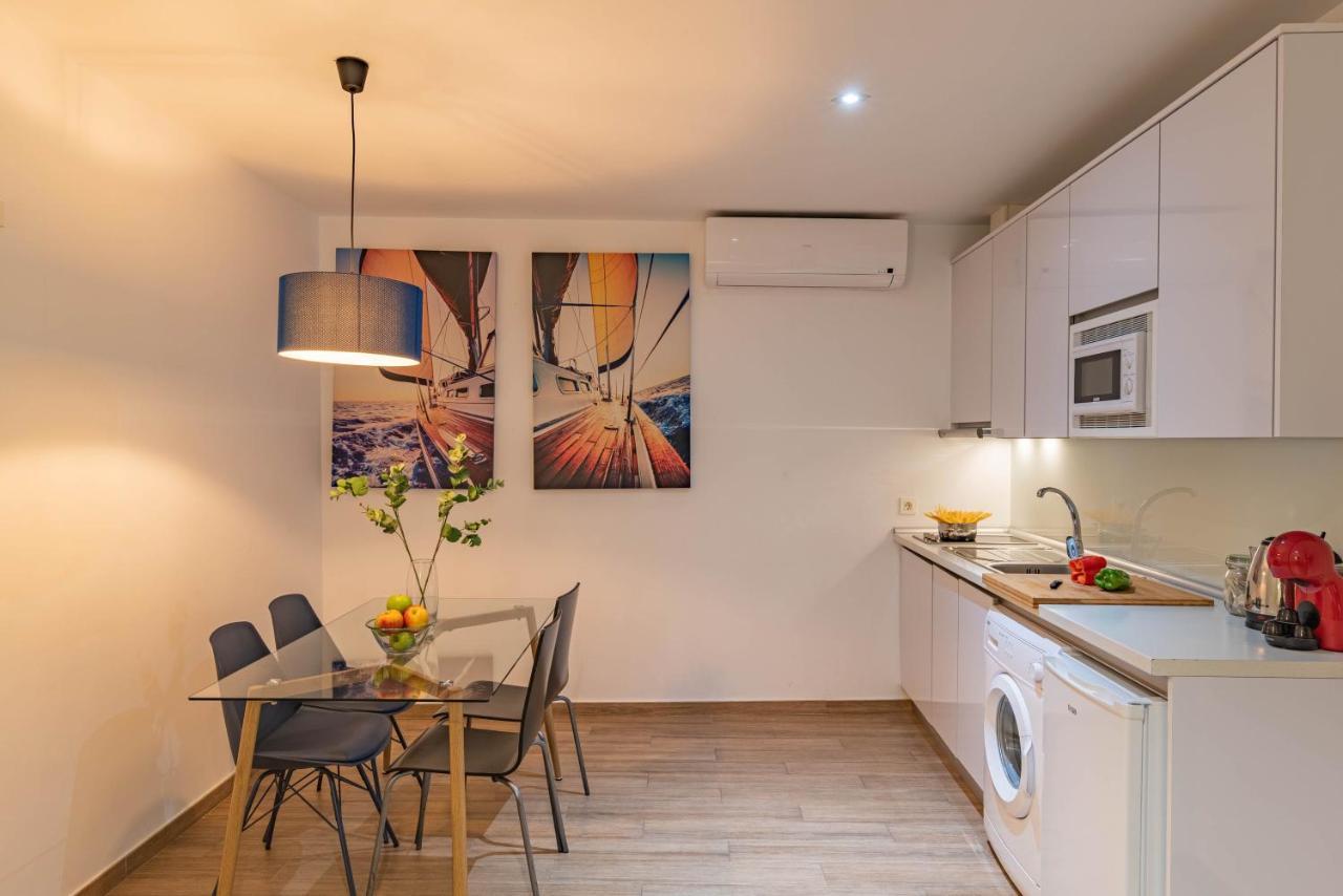Feelathome Martires Apartments Malaga Exterior photo